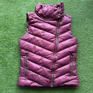 Patagonia Nano Puff Burgundy Down Fill Puffer Vest Packable Down XS Cross Zip